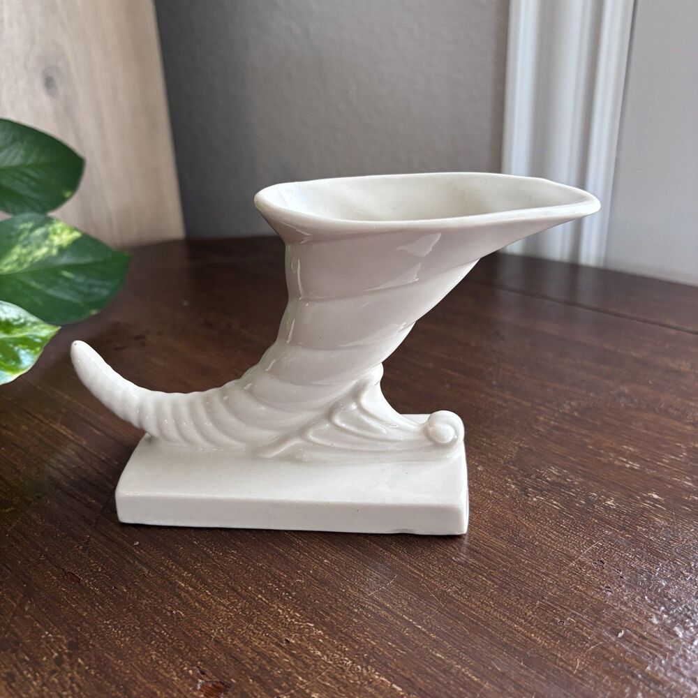 Vtg USA Art Pottery Matte White Cream Cornucopia Trumpet Planter Vase MCM